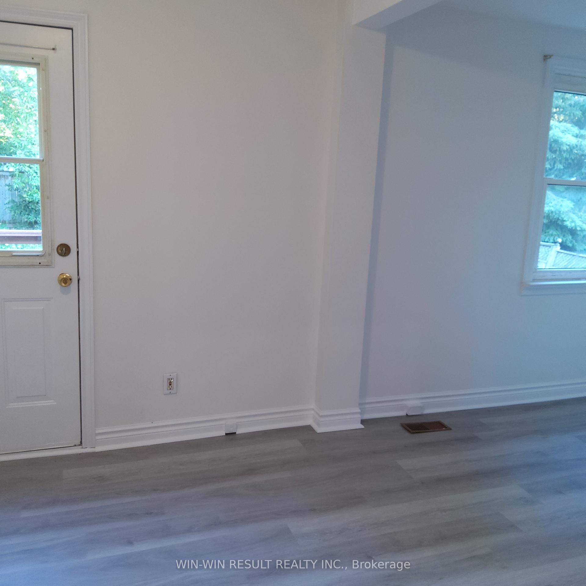 Photo 32 of 243 Cedarholme Avenue, Georgina, Keswick South — HOMEH