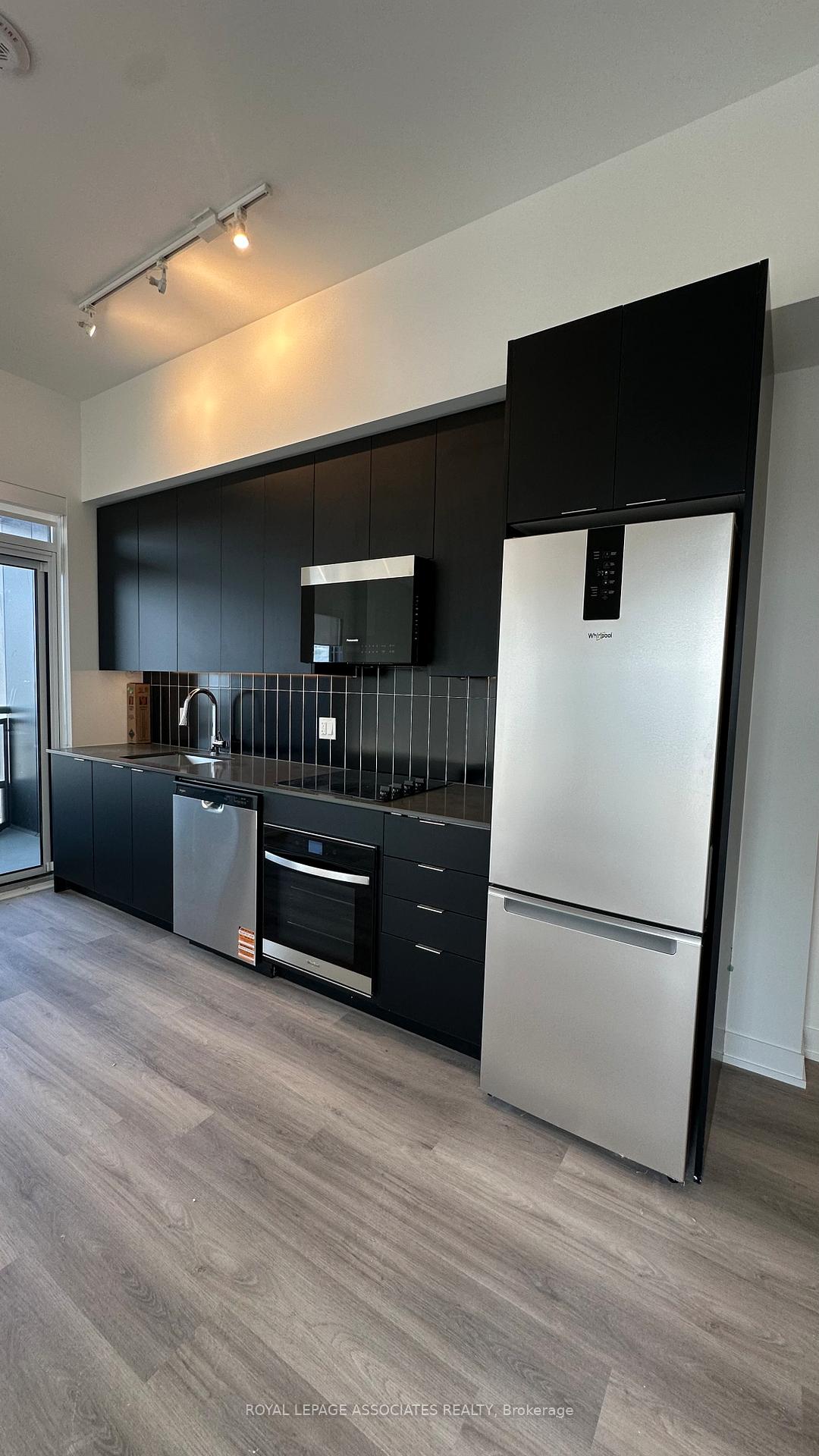 Photo 3 of Unit 2709, 10 Abeja Street, Vaughan, Concord — HOMEH