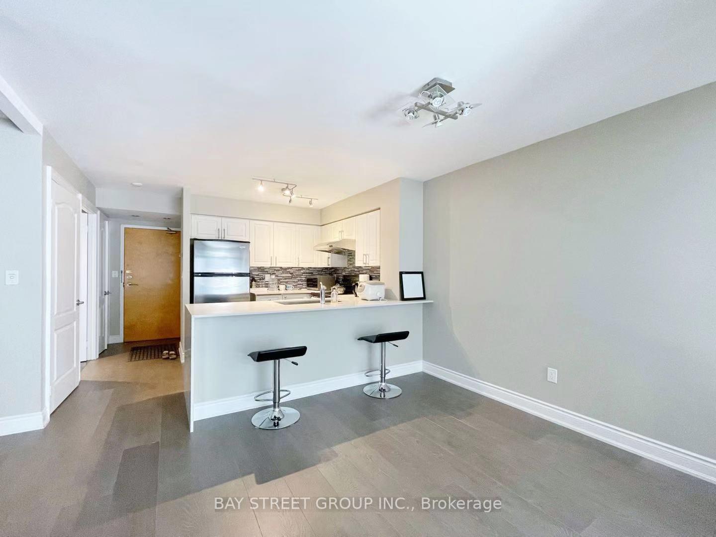 Photo 7 of Unit 405, 30 Hayden Street, Toronto, Church-Yonge Corridor — HOMEH