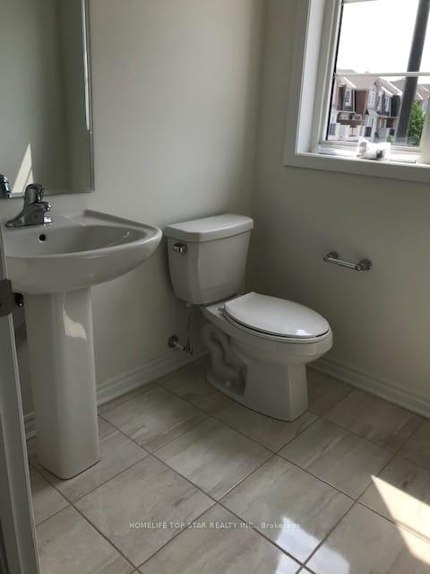 Photo 12 of 34 Deans Drive, Scarborough, Clairlea-Birchmount — HOMEH