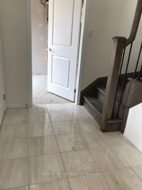 Photo 13 of 34 Deans Drive, Scarborough, Clairlea-Birchmount — HOMEH