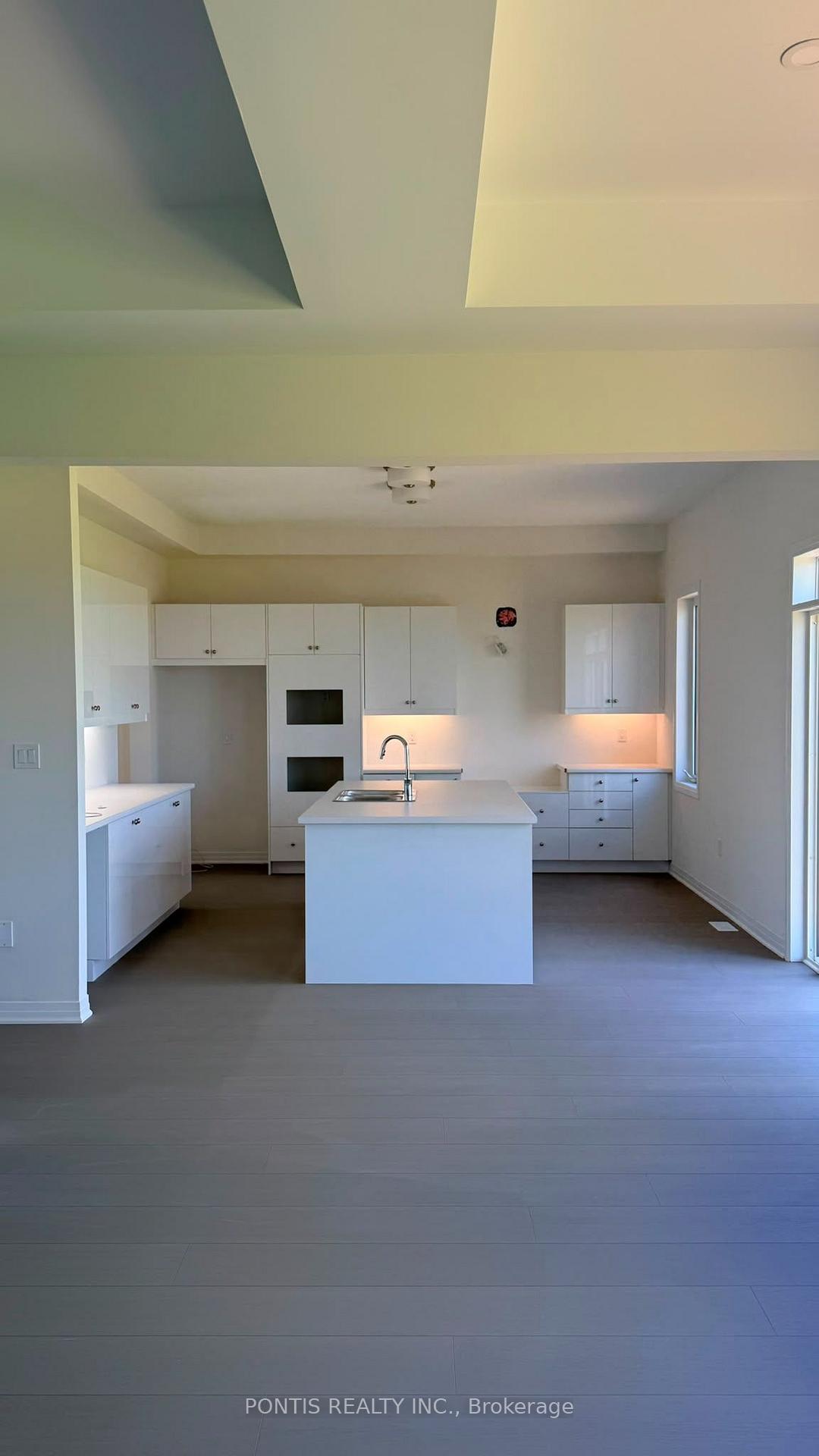 Photo 4 of 49 Arding Circle, Brant, Paris — HOMEH