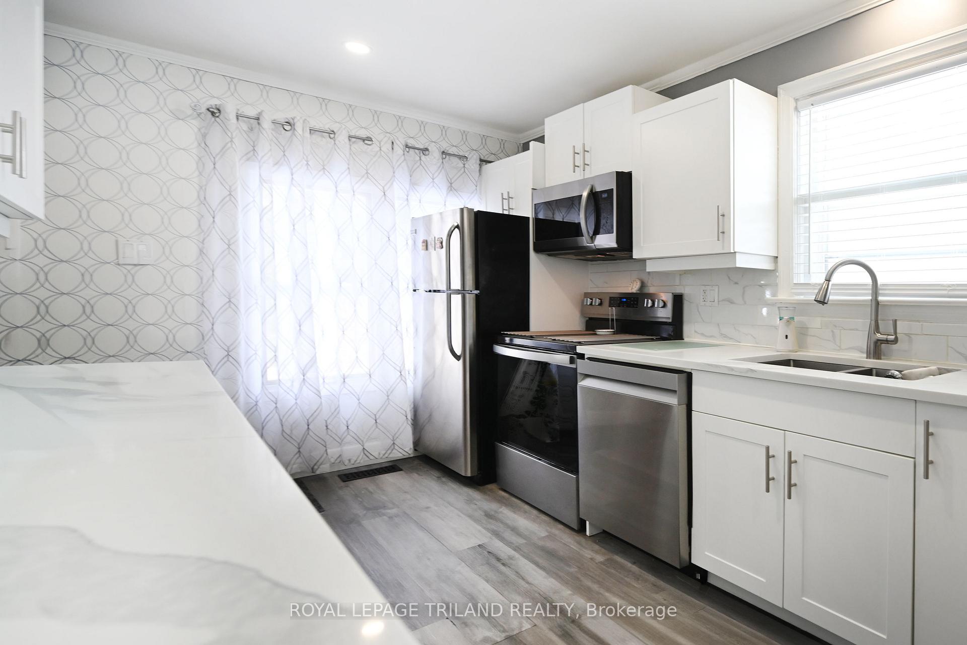 Photo 10 of 457 Boler Road, London, South K — HOMEH