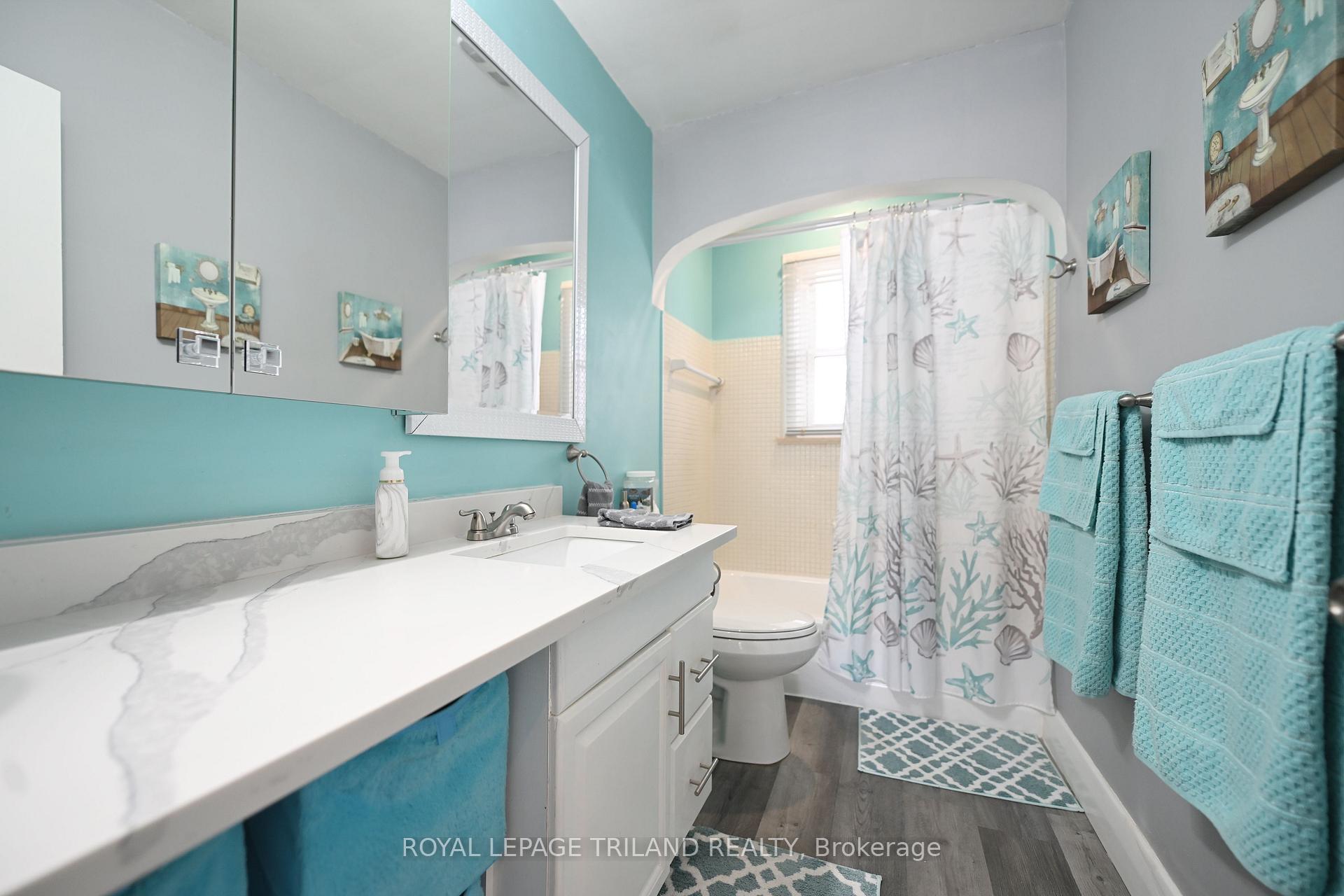 Photo 13 of 457 Boler Road, London, South K — HOMEH