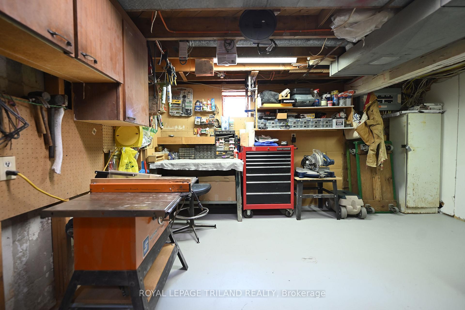 Photo 19 of 457 Boler Road, London, South K — HOMEH