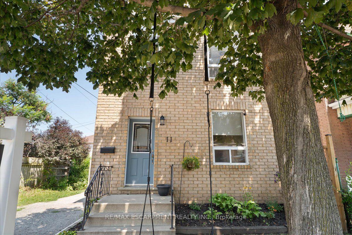 Photo 1 of 11 Primrose Avenue, Hamilton, Crown Point — HOMEH