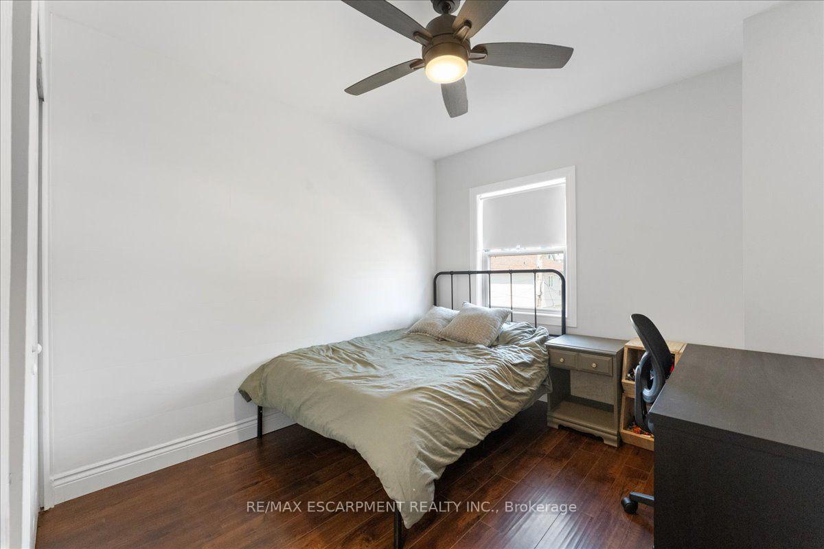 Photo 14 of 11 Primrose Avenue, Hamilton, Crown Point — HOMEH