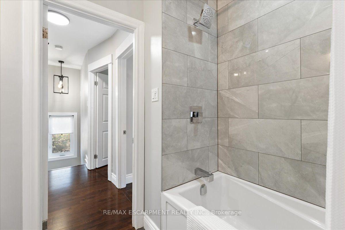 Photo 20 of 11 Primrose Avenue, Hamilton, Crown Point — HOMEH