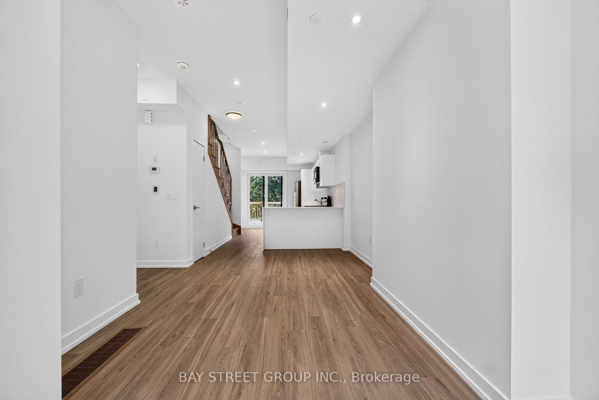 Photo 30 of 29 Calamint Lane, Scarborough, L'Amoreaux — HOMEH