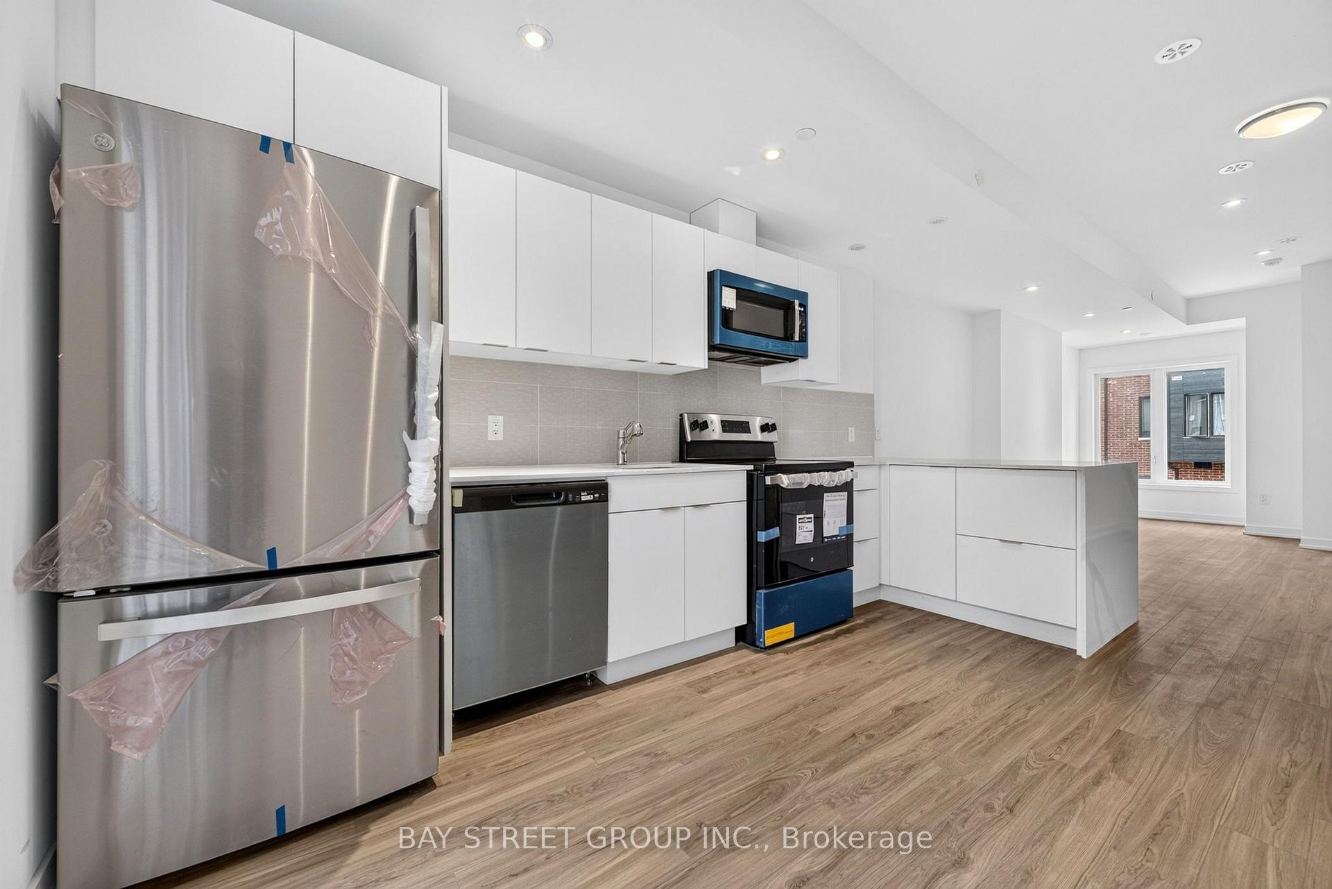 Photo 39 of 29 Calamint Lane, Scarborough, L'Amoreaux — HOMEH