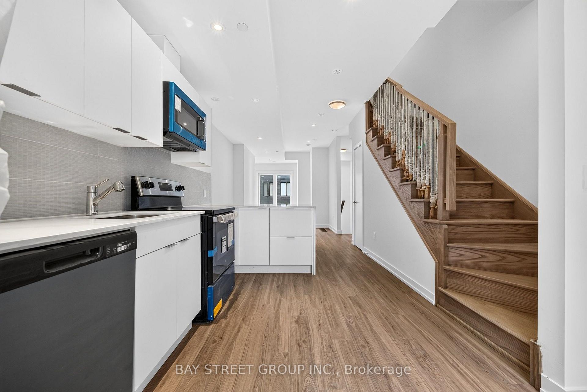 Photo 49 of 29 Calamint Lane, Scarborough, L'Amoreaux — HOMEH