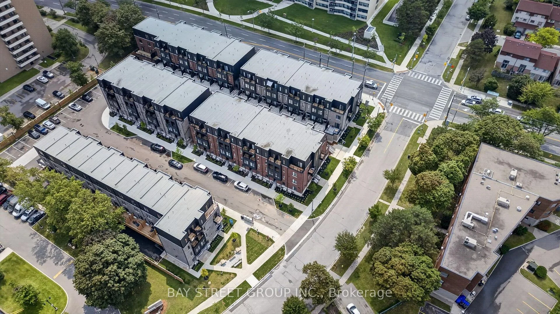 Photo 8 of 29 Calamint Lane, Scarborough, L'Amoreaux — HOMEH