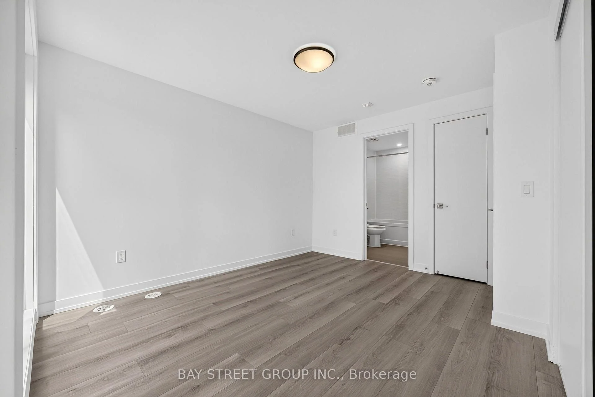 Photo 38 of 29 Calamint Lane, Scarborough, L'Amoreaux — HOMEH