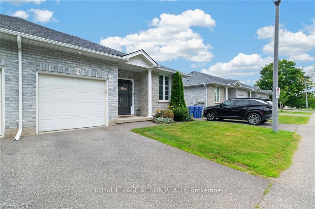 Photo 2 of Unit 11, 219 Shellard Lane, Brantford, Empire South — HOMEH