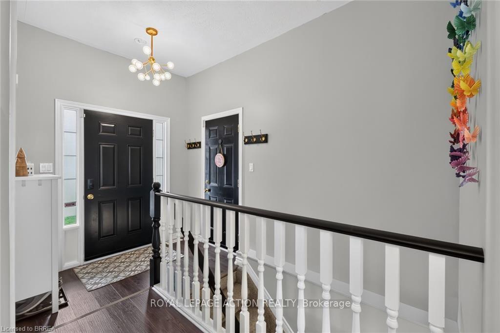Photo 5 of Unit 11, 219 Shellard Lane, Brantford, Empire South — HOMEH
