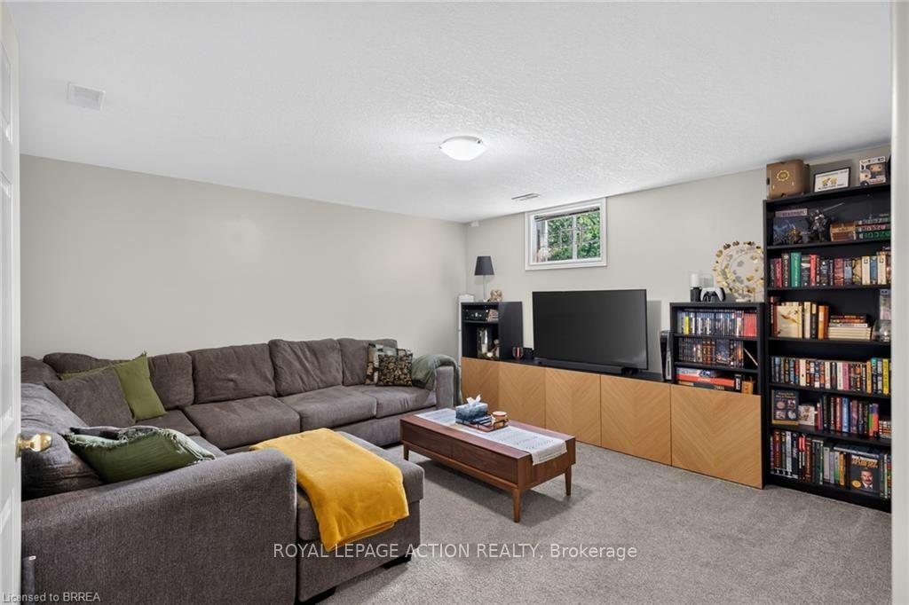 Photo 25 of Unit 11, 219 Shellard Lane, Brantford, Empire South — HOMEH
