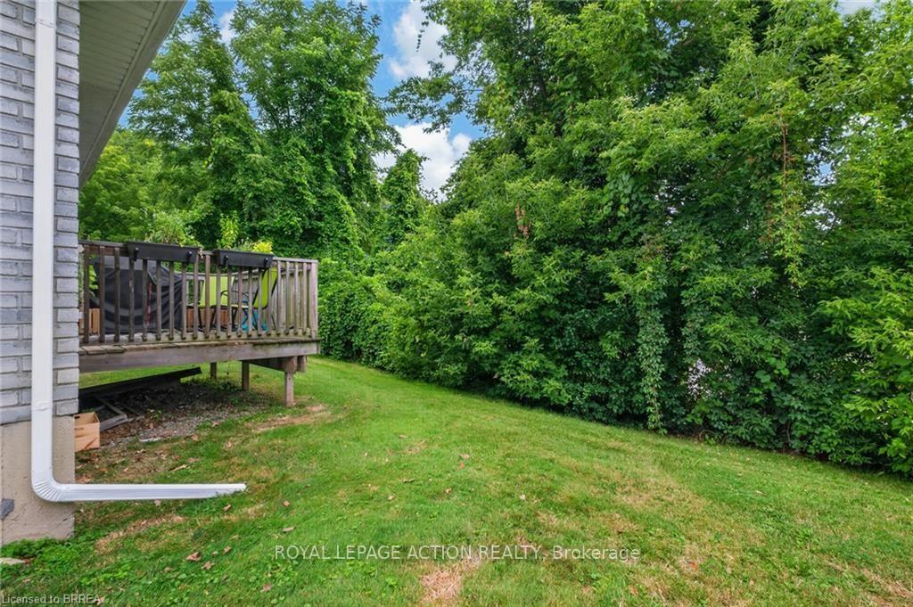 Photo 35 of Unit 11, 219 Shellard Lane, Brantford, Empire South — HOMEH
