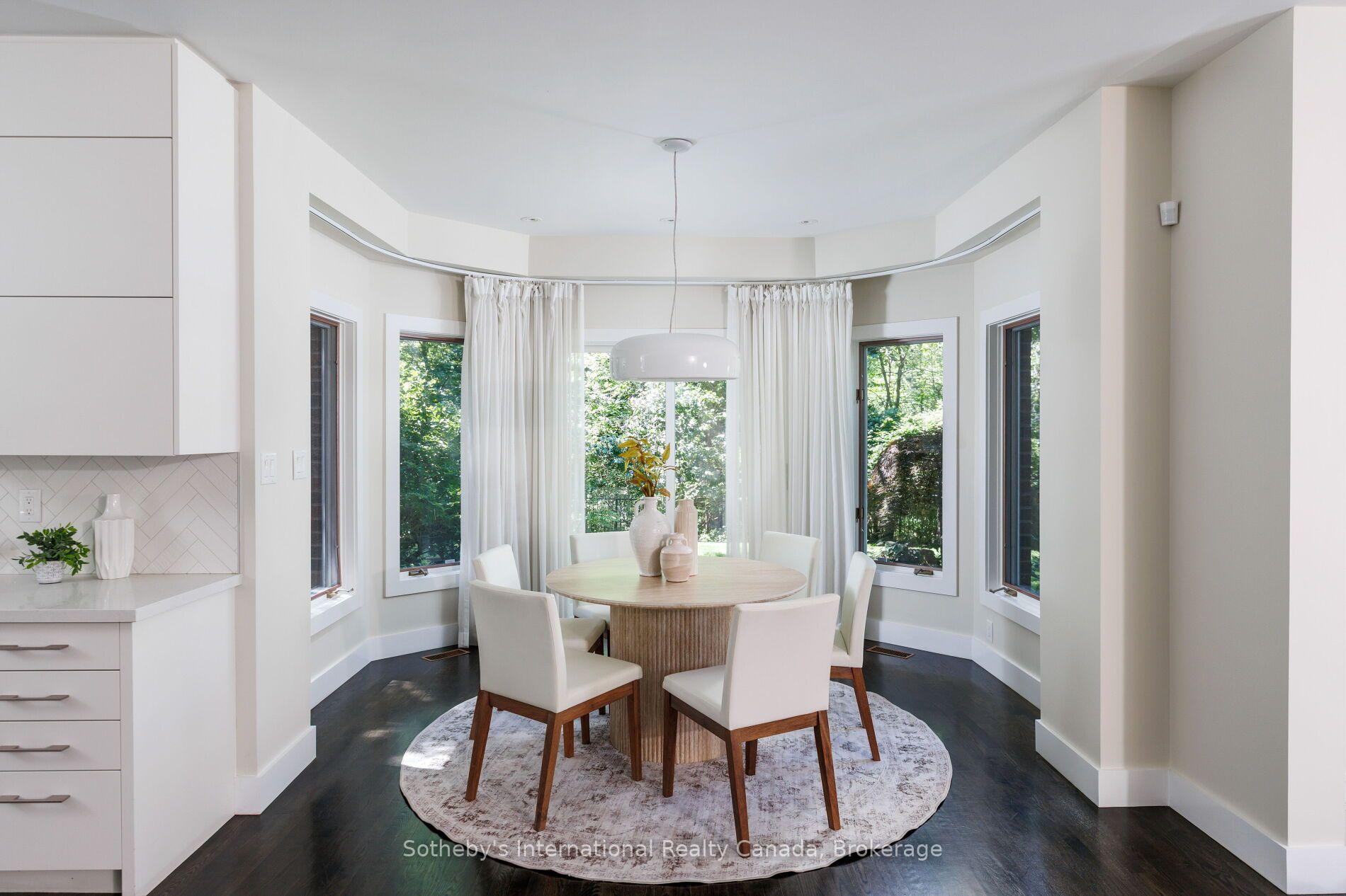 Photo 13 of 56 Birch Hill Lane, Oakville, Southwest — HOMEH