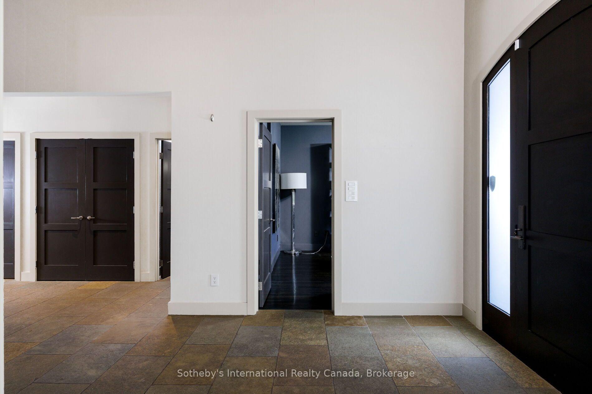 Photo 17 of 56 Birch Hill Lane, Oakville, Southwest — HOMEH