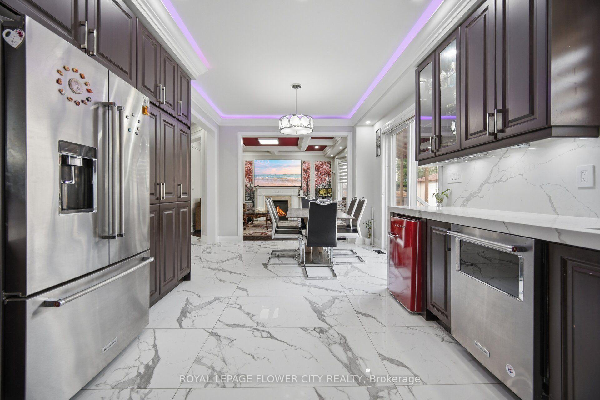 Photo 14 of 93 John Carroll Drive E, Brampton, Toronto Gore Rural Estate — HOMEH