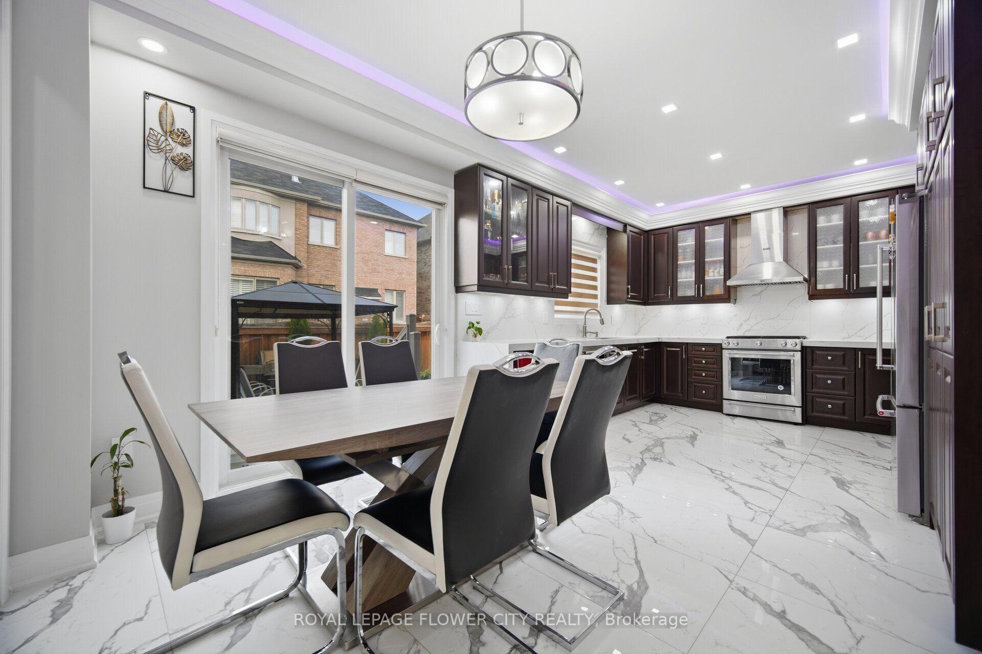 Photo 16 of 93 John Carroll Drive E, Brampton, Toronto Gore Rural Estate — HOMEH