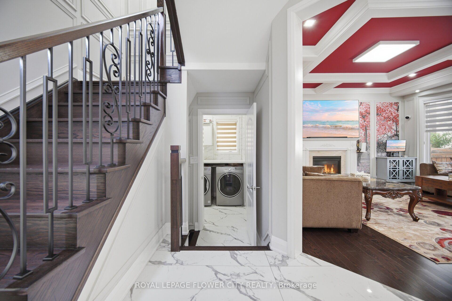 Photo 18 of 93 John Carroll Drive E, Brampton, Toronto Gore Rural Estate — HOMEH