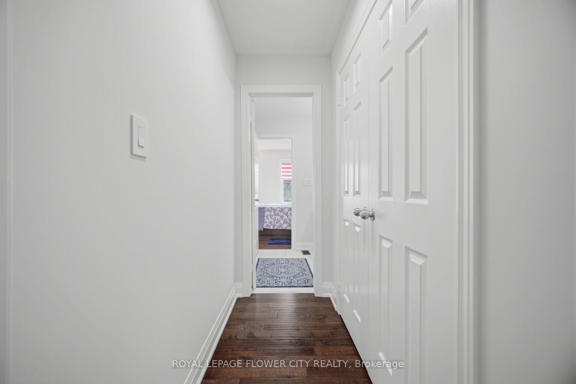 Photo 37 of 93 John Carroll Drive E, Brampton, Toronto Gore Rural Estate — HOMEH