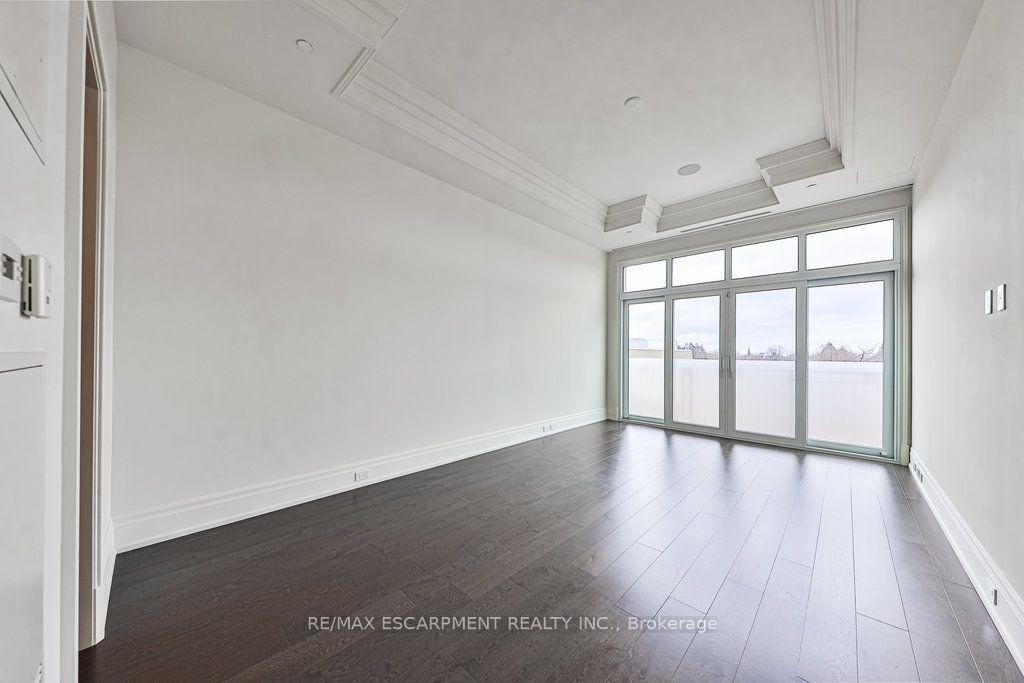 Photo 9 of Unit PH5, 300 Randall Road, Oakville, Old Oakville — HOMEH
