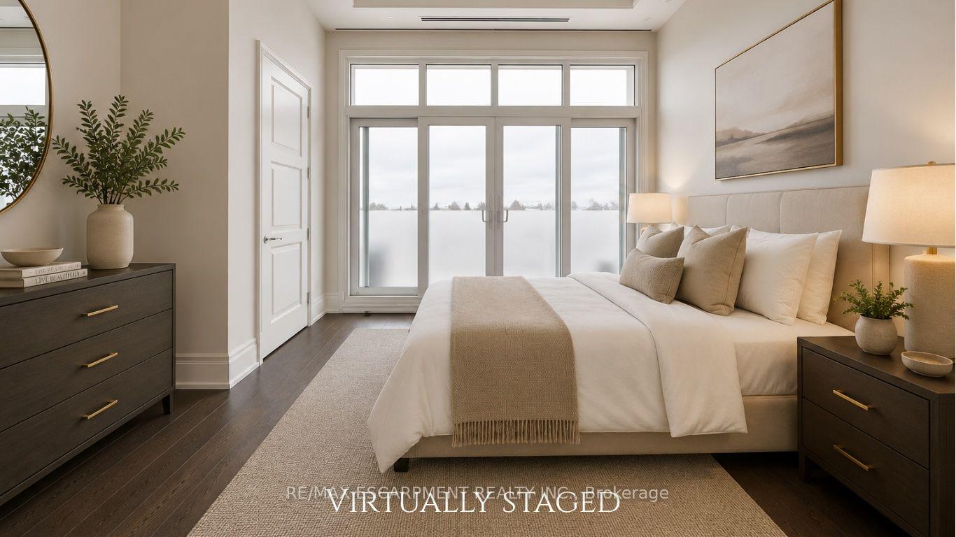 Photo 13 of Unit PH5, 300 Randall Road, Oakville, Old Oakville — HOMEH