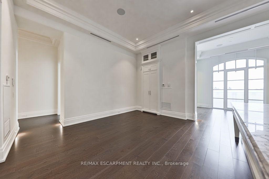 Photo 23 of Unit PH5, 300 Randall Road, Oakville, Old Oakville — HOMEH