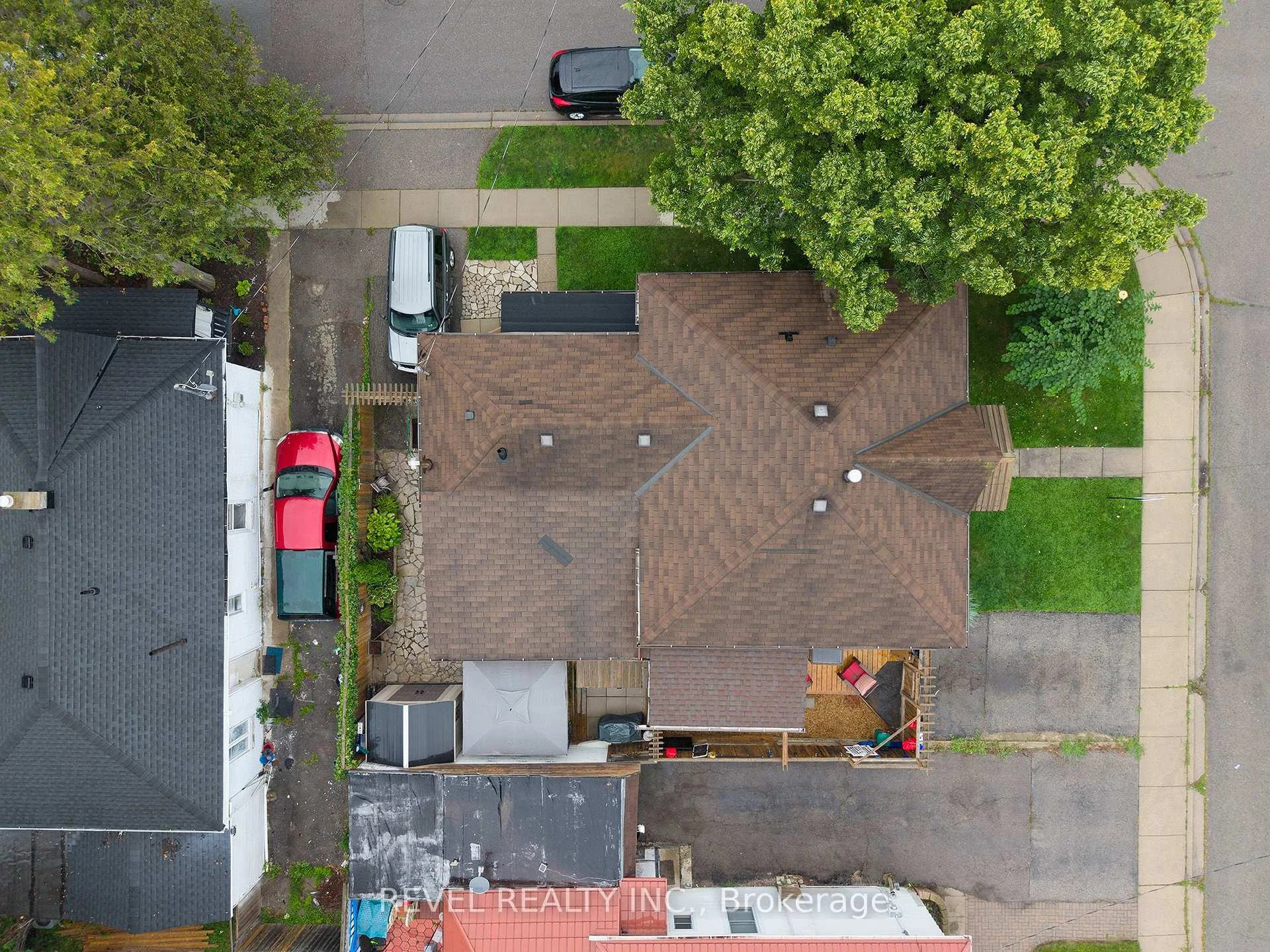 Photo 29 of 59 Brock Street, Brantford, Victoria/Arthur — HOMEH