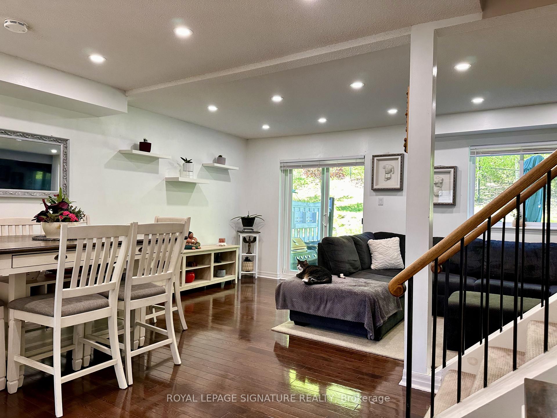 Photo 1 of 602 Gibney Crescent, Newmarket, Summerhill Estates — HOMEH