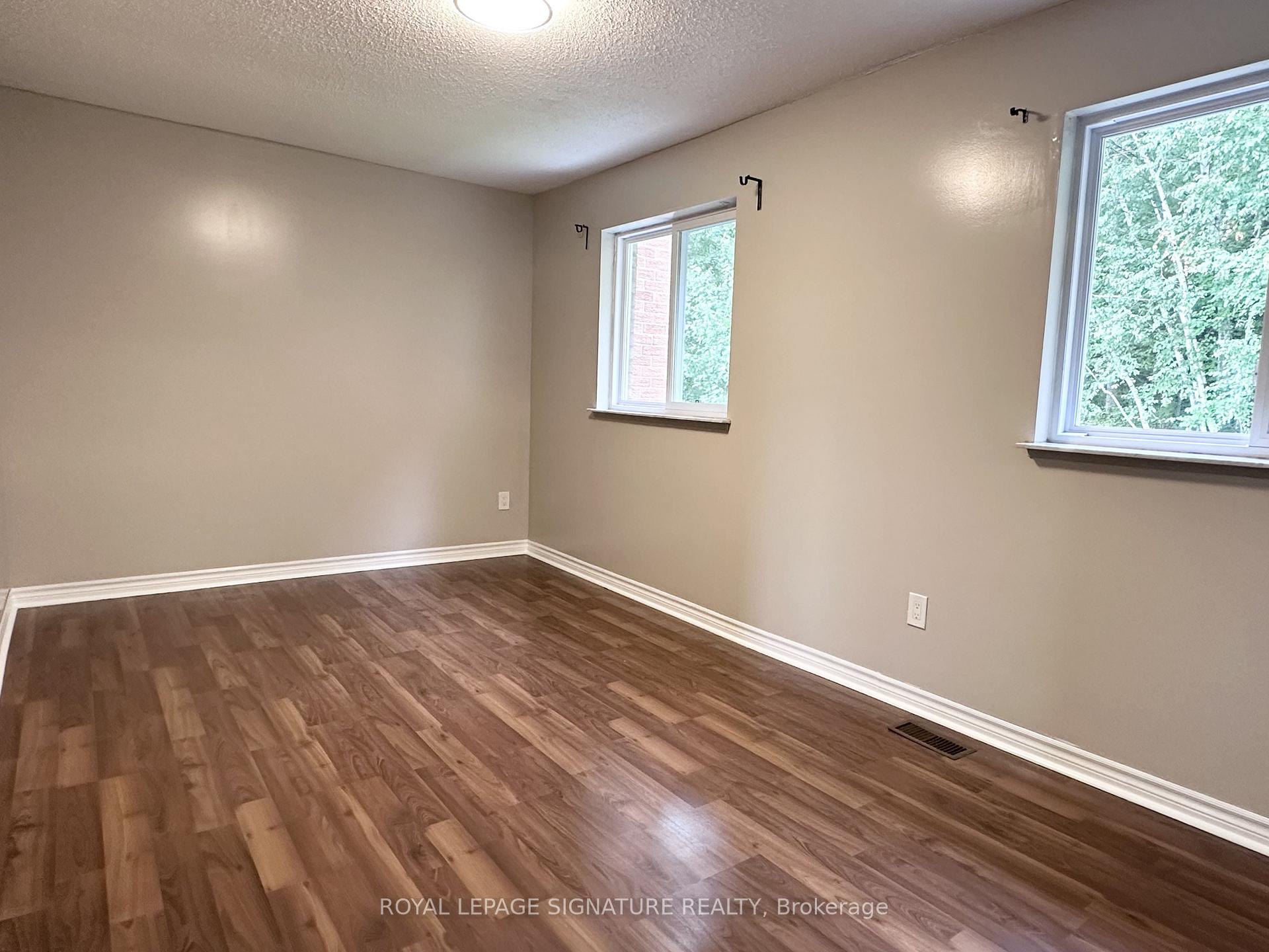 Photo 12 of 602 Gibney Crescent, Newmarket, Summerhill Estates — HOMEH