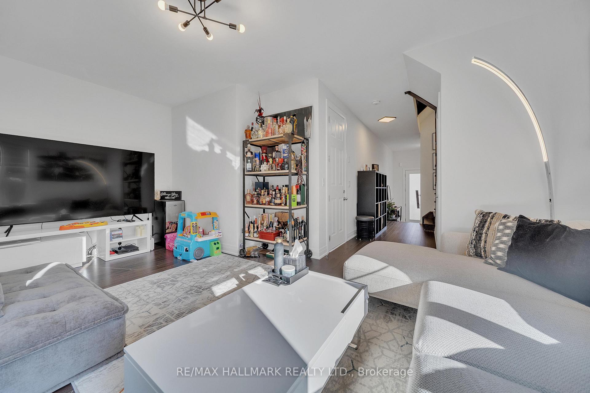 Photo 11 of 948 Isaac Phillips Way, Newmarket, Summerhill Estates — HOMEH