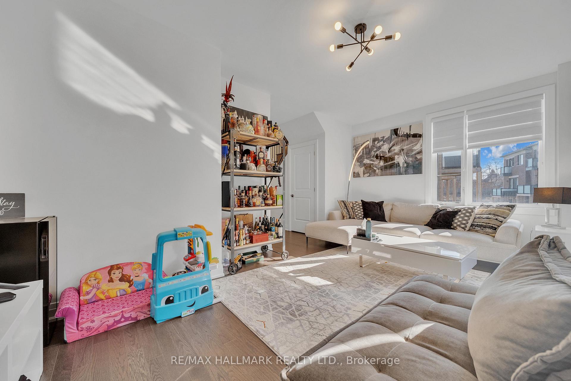Photo 12 of 948 Isaac Phillips Way, Newmarket, Summerhill Estates — HOMEH