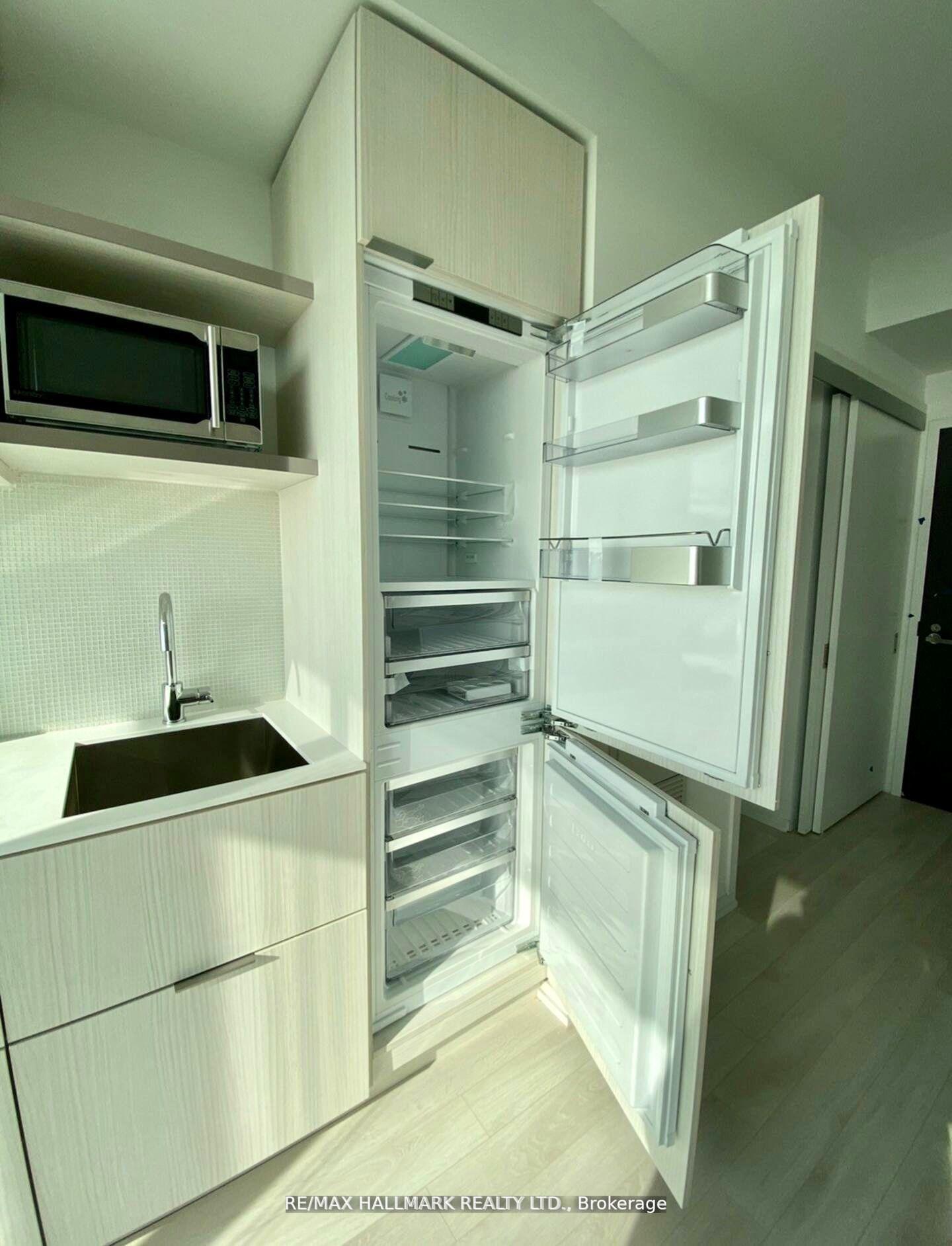 Photo 15 of Unit 5408, 197 Yonge Street, Toronto, Church-Yonge Corridor — HOMEH