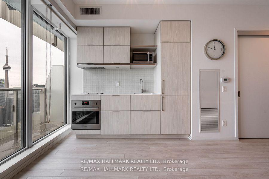 Photo 23 of Unit 5408, 197 Yonge Street, Toronto, Church-Yonge Corridor — HOMEH