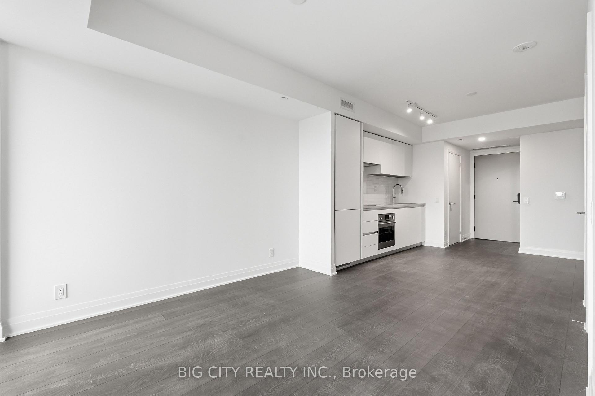 Photo 11 of Unit 1708, 25 Frederick Todd Way, Toronto, Thorncliffe Park — HOMEH