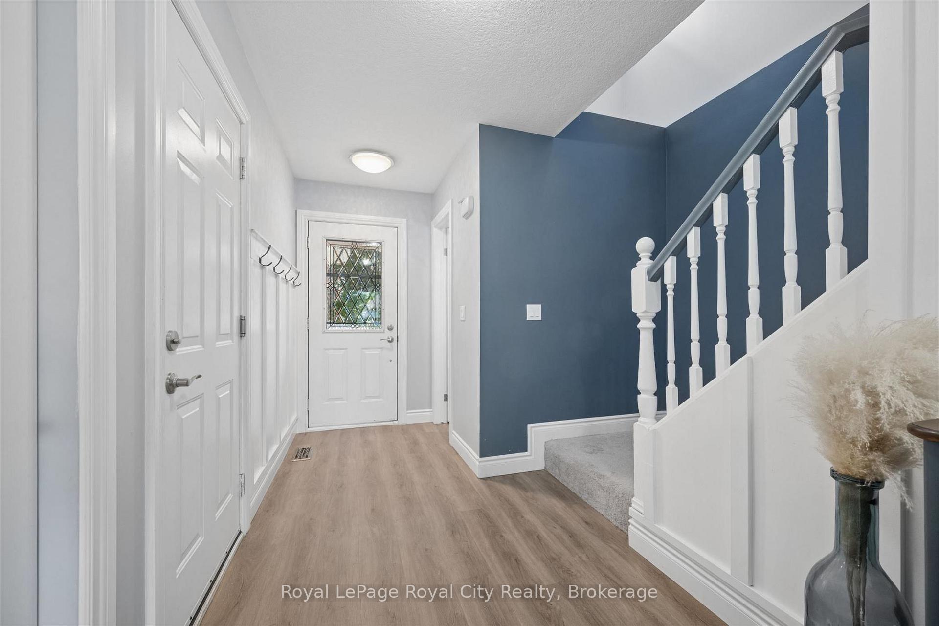 Photo 10 of 63 Starview Crescent, Guelph, Grange Road — HOMEH