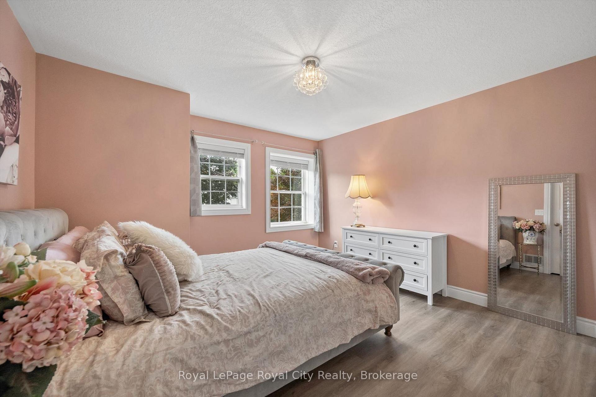 Photo 21 of 63 Starview Crescent, Guelph, Grange Road — HOMEH
