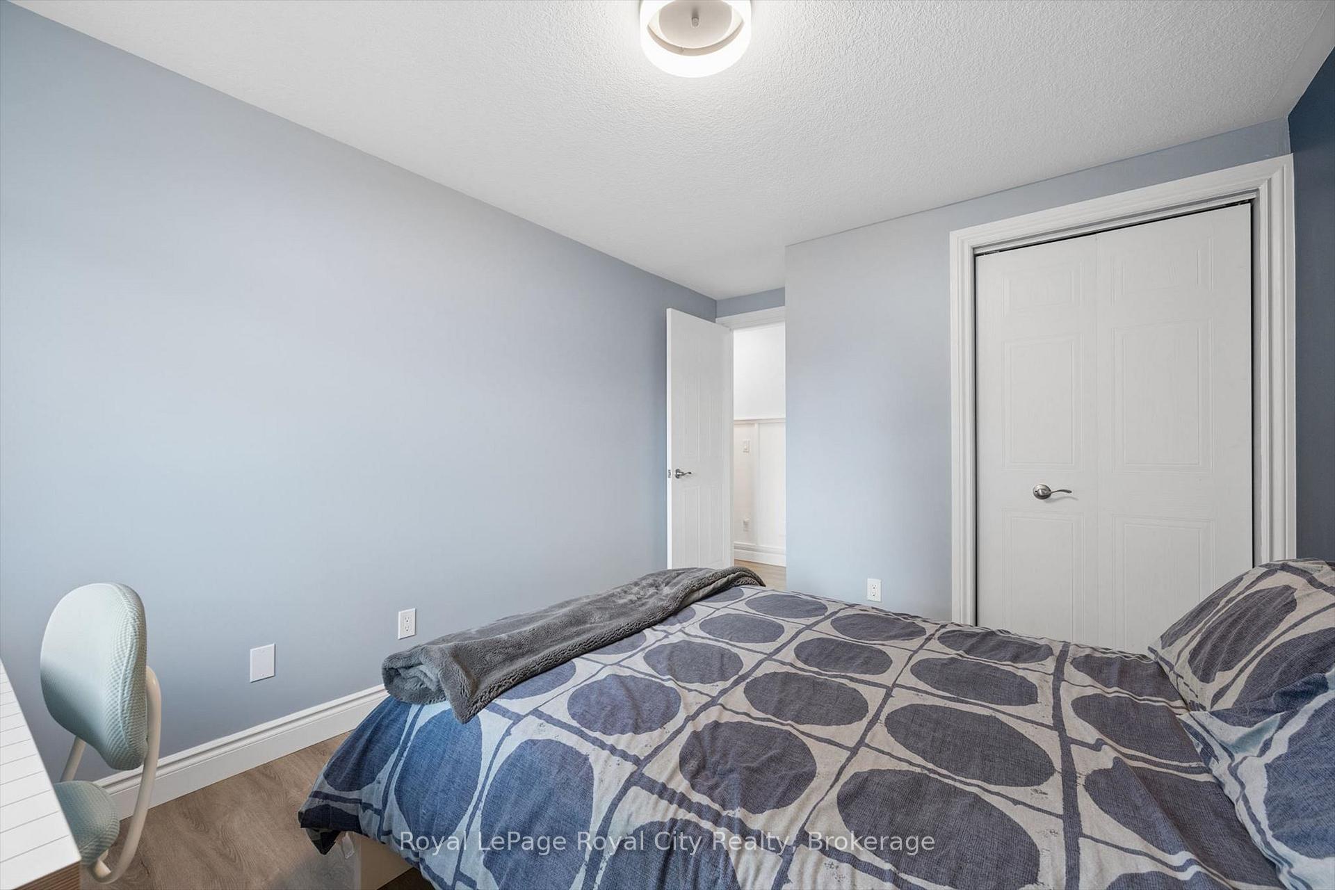 Photo 23 of 63 Starview Crescent, Guelph, Grange Road — HOMEH