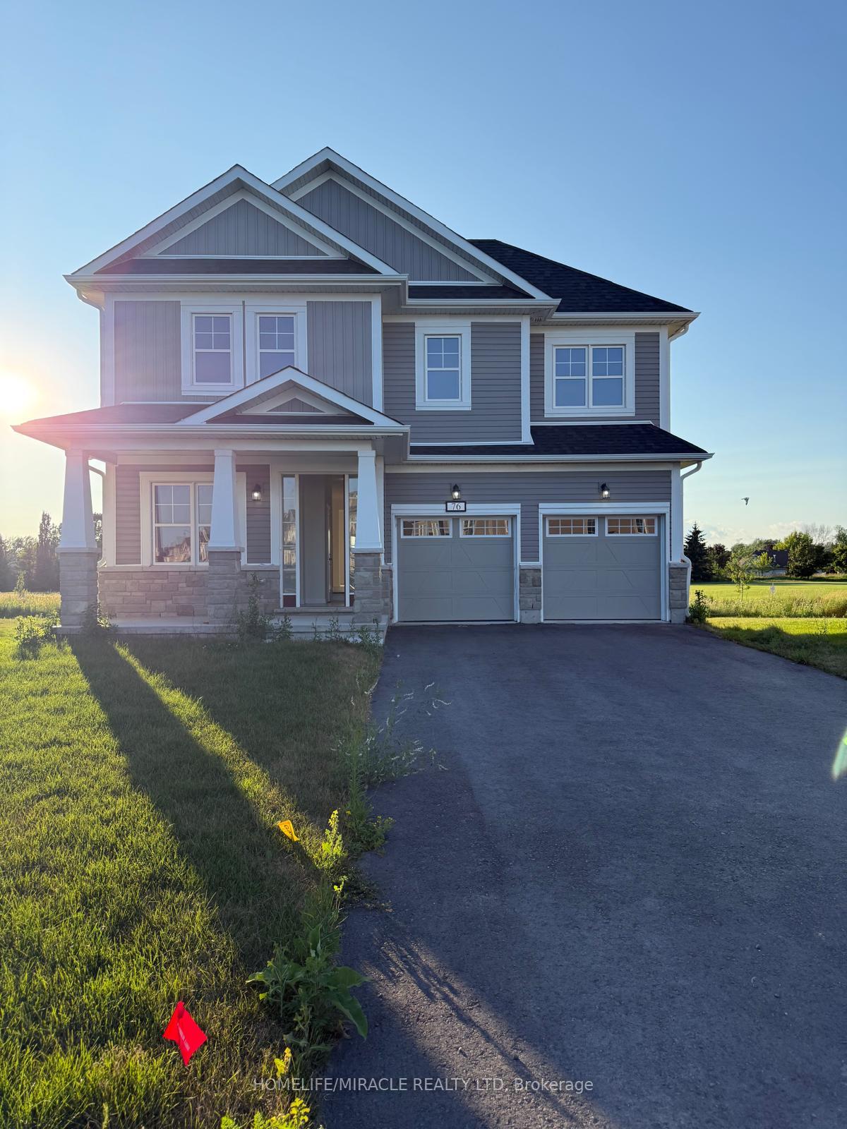 Photo of 76 Golf Links Drive
