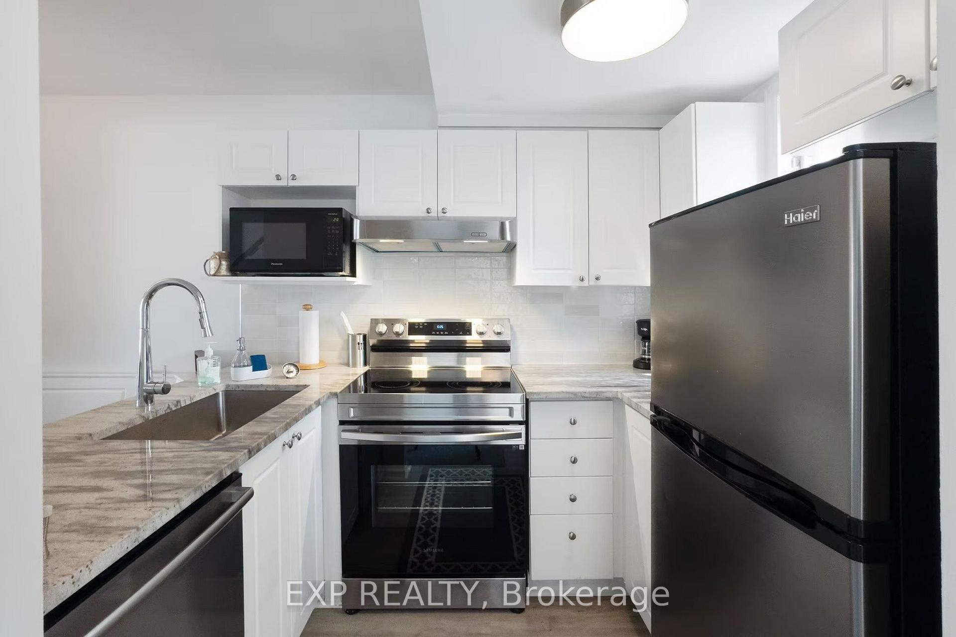 Photo 5 of 166 Forward Avenue, Ottawa, Mechanicsville — HOMEH