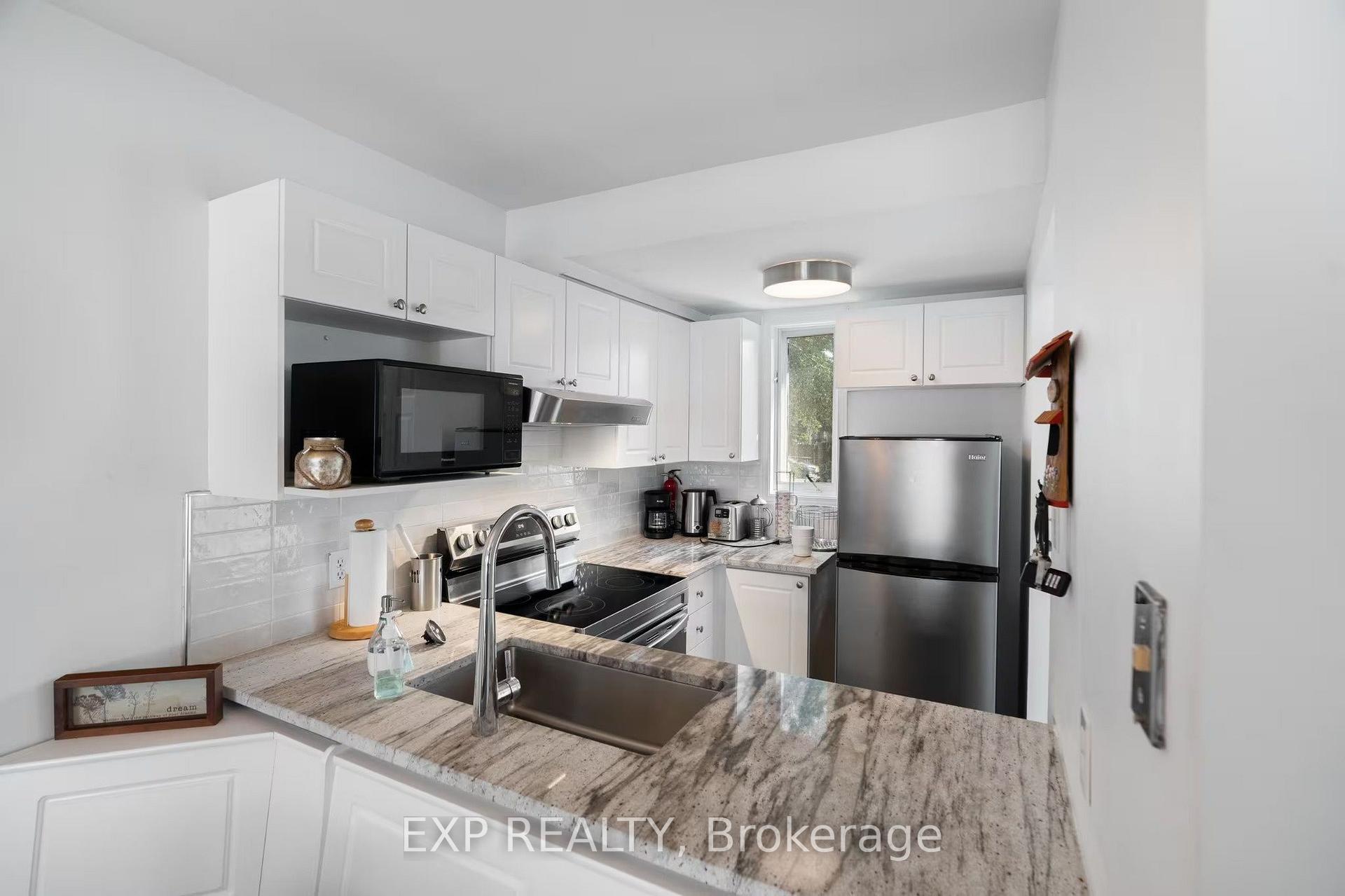 Photo 6 of 166 Forward Avenue, Ottawa, Mechanicsville — HOMEH