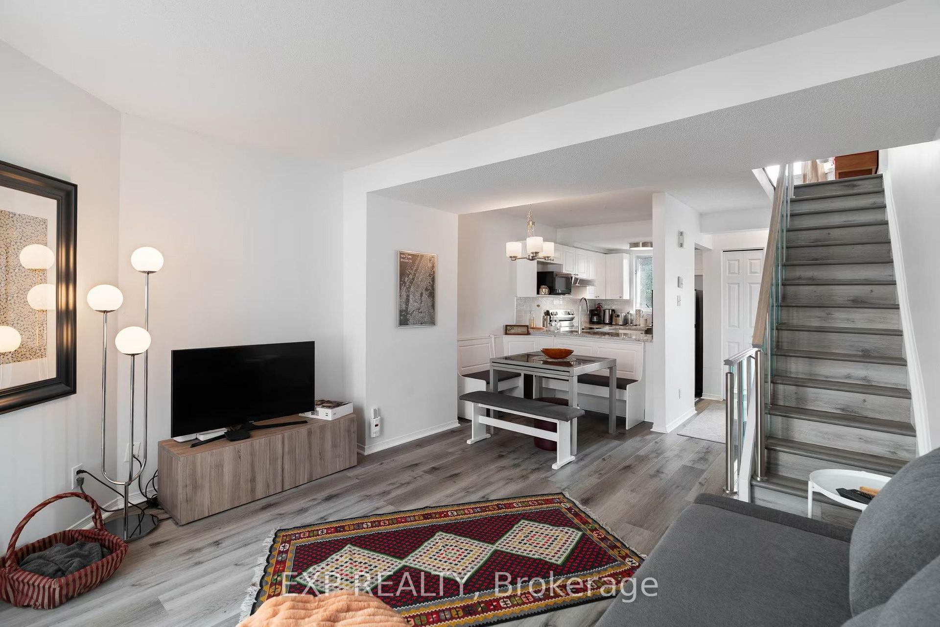 Photo 11 of 166 Forward Avenue, Ottawa, Mechanicsville — HOMEH