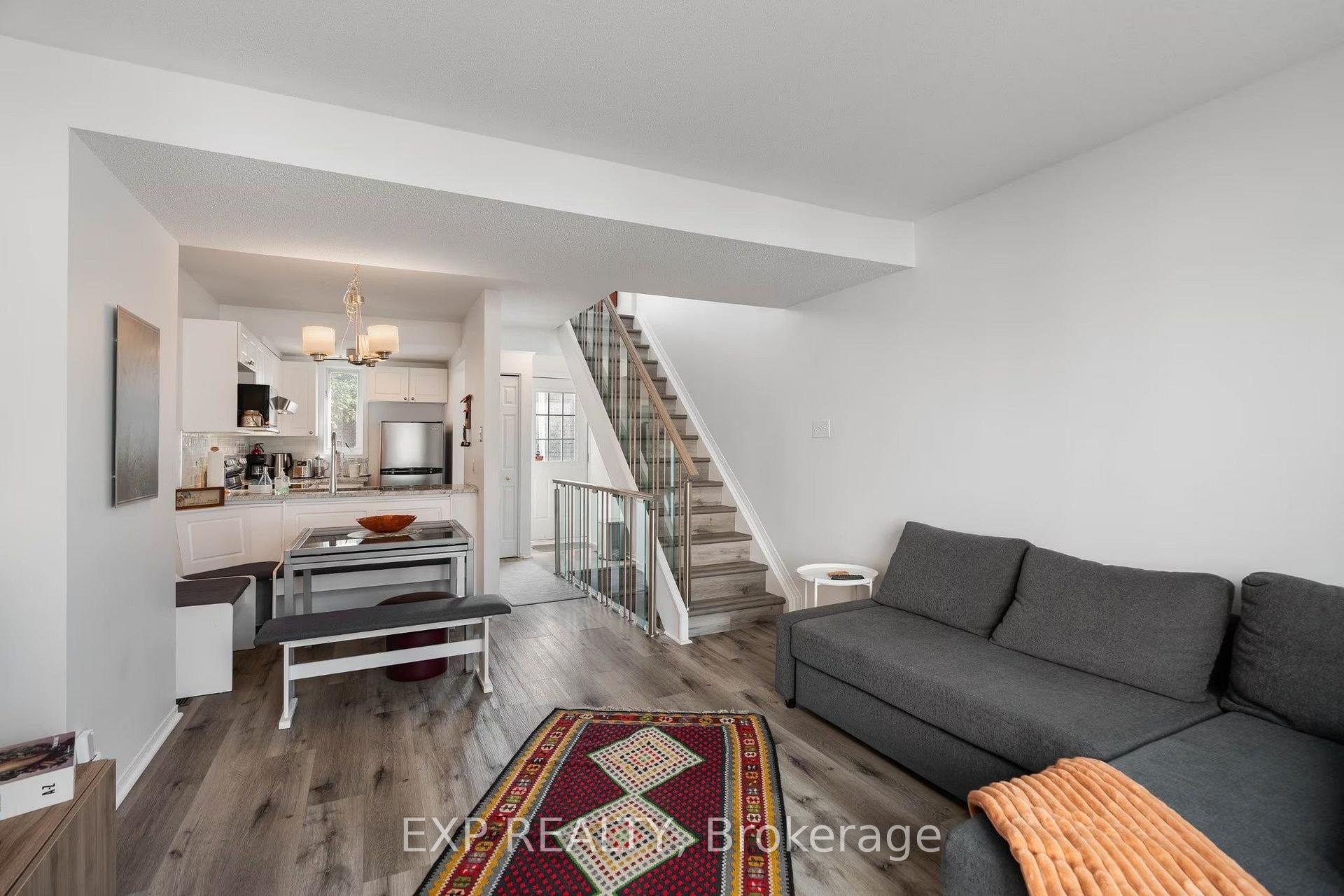 Photo 15 of 166 Forward Avenue, Ottawa, Mechanicsville — HOMEH