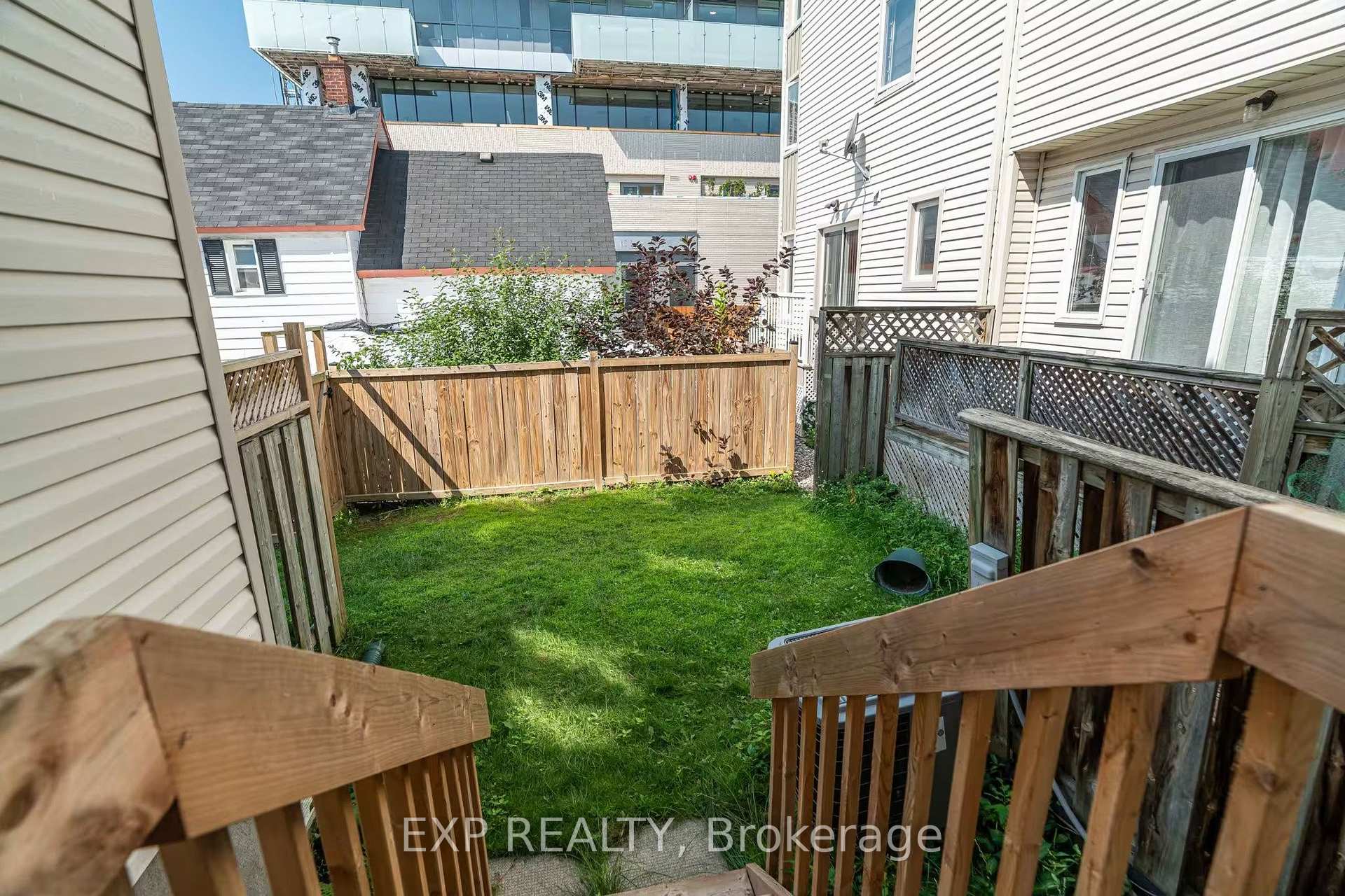 Photo 28 of 166 Forward Avenue, Ottawa, Mechanicsville — HOMEH