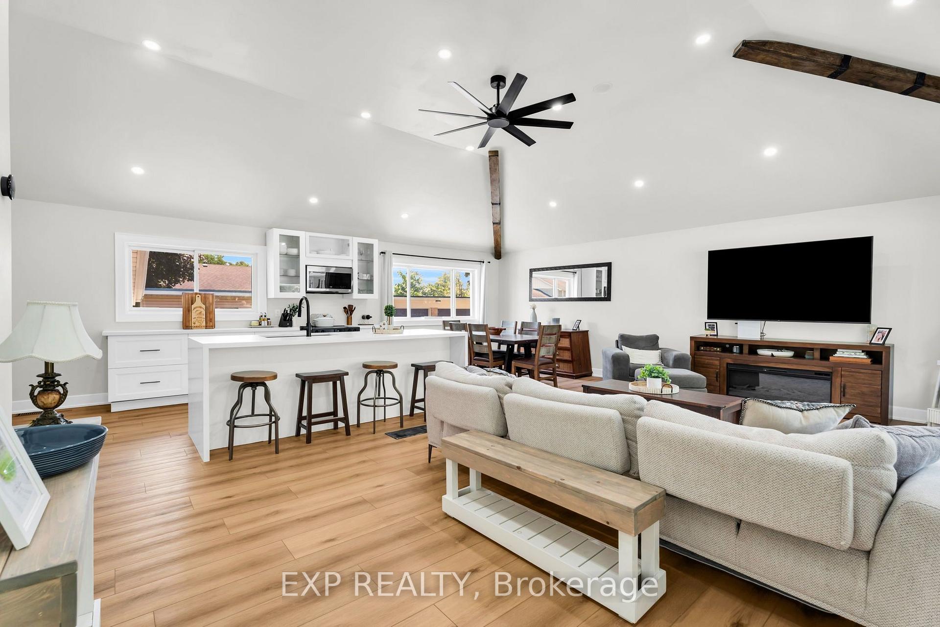 Photo 9 of 19 Woodman Drive, Brantford, Echo Place — HOMEH