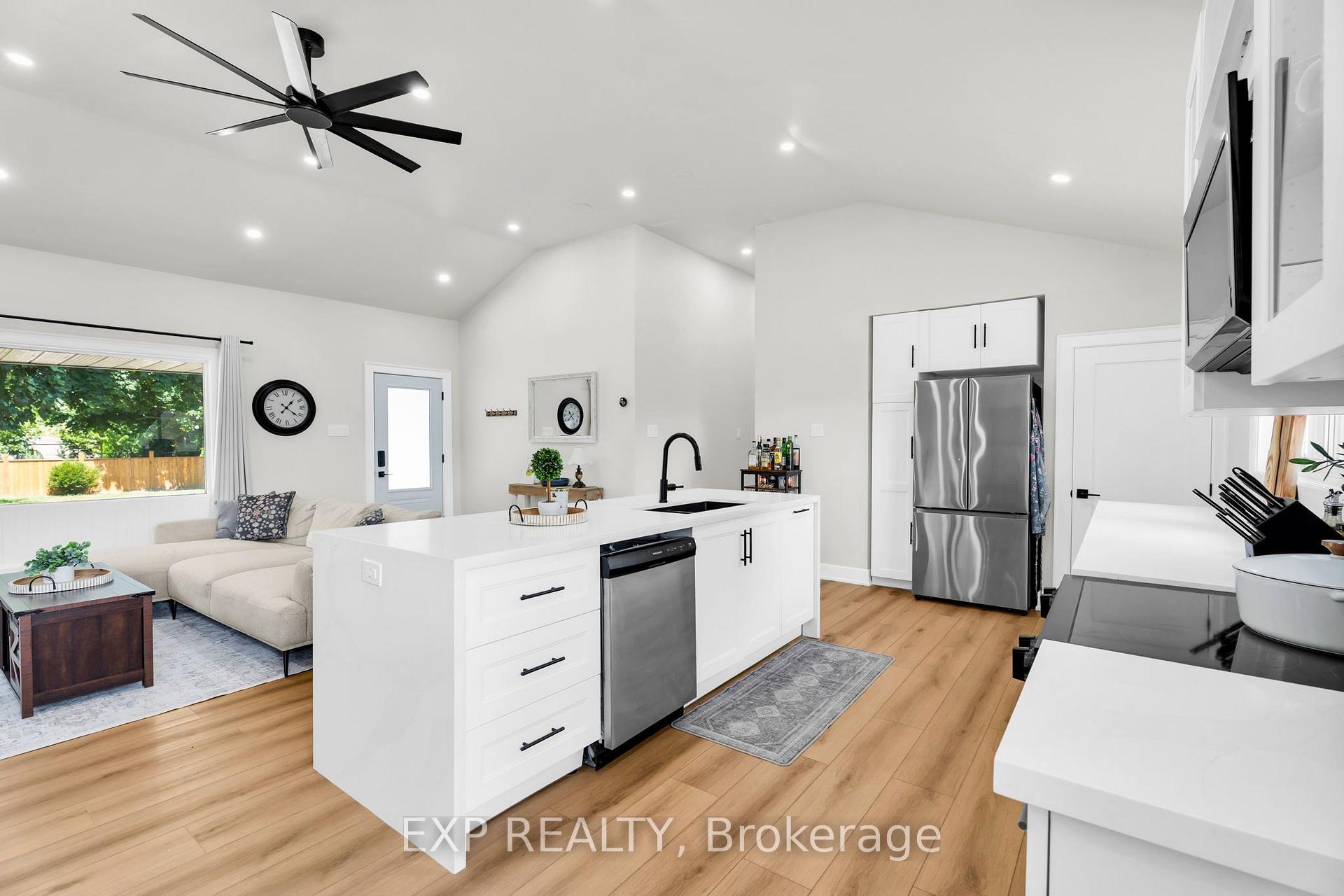 Photo 13 of 19 Woodman Drive, Brantford, Echo Place — HOMEH