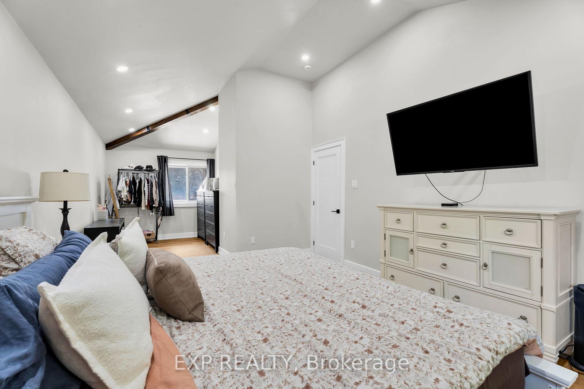 Photo 24 of 19 Woodman Drive, Brantford, Echo Place — HOMEH